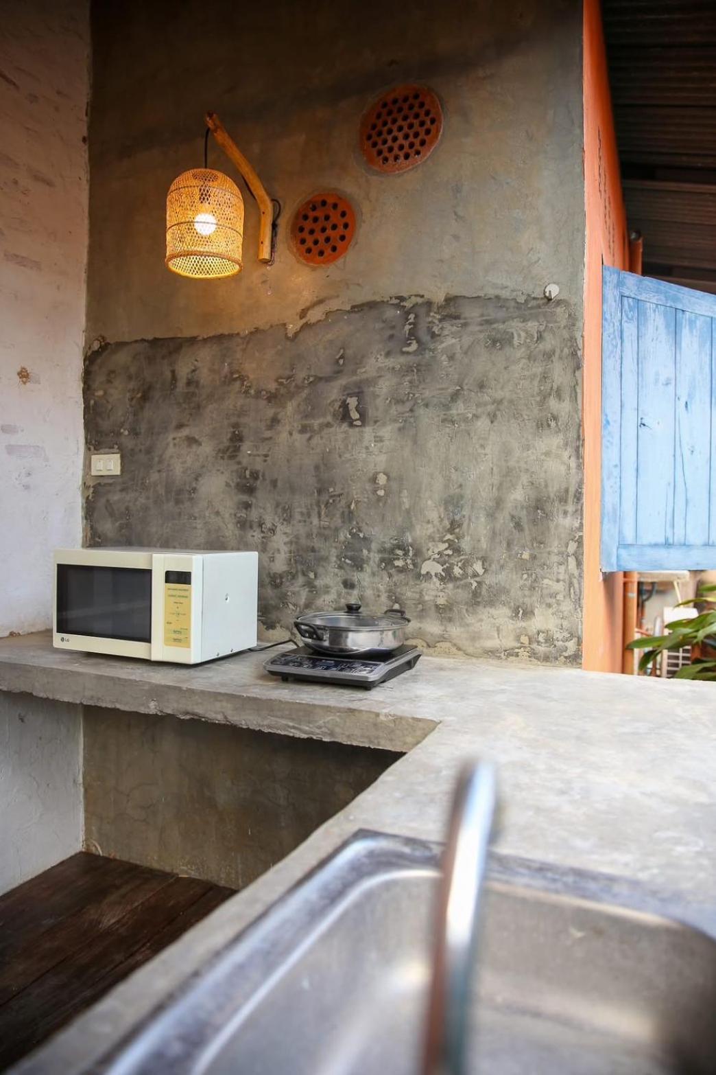 Baannoi Nornmuan Retreat Vacation Rental & Workshop Chiang Mai Bilik gambar